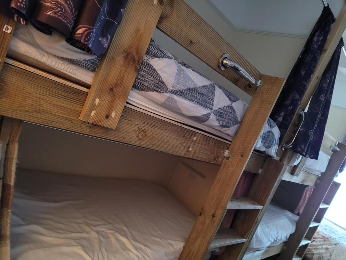 Les Fleurs Accommodation Дувр Экстерьер фото